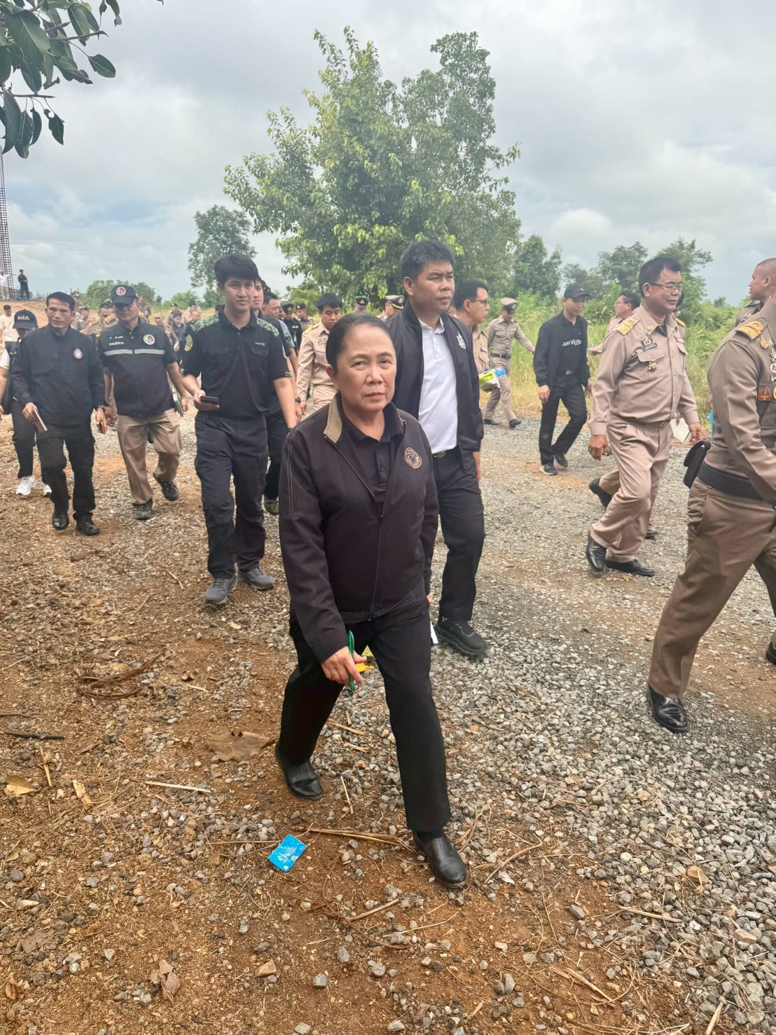 title - สำนักงานการปฏิรูปที่ดินจังหวัดเพชรบูรณ์ เข้าร่วมการประชุมและลงพื้นที่สำรวจเตรียมความพร้อม รองรับการปฏิบัติภารกิจของเจ้าคุณพระสินีนาถ พิลาสกัลยาณี ณ วัดป่าซับคำกอง อำเภอหนองไผ่ จังหวัดเพชรบูรณ์  